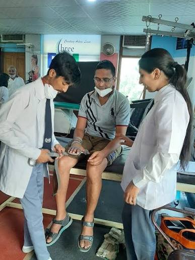 Indian medical and physiotherapy students discussing healthcare career options