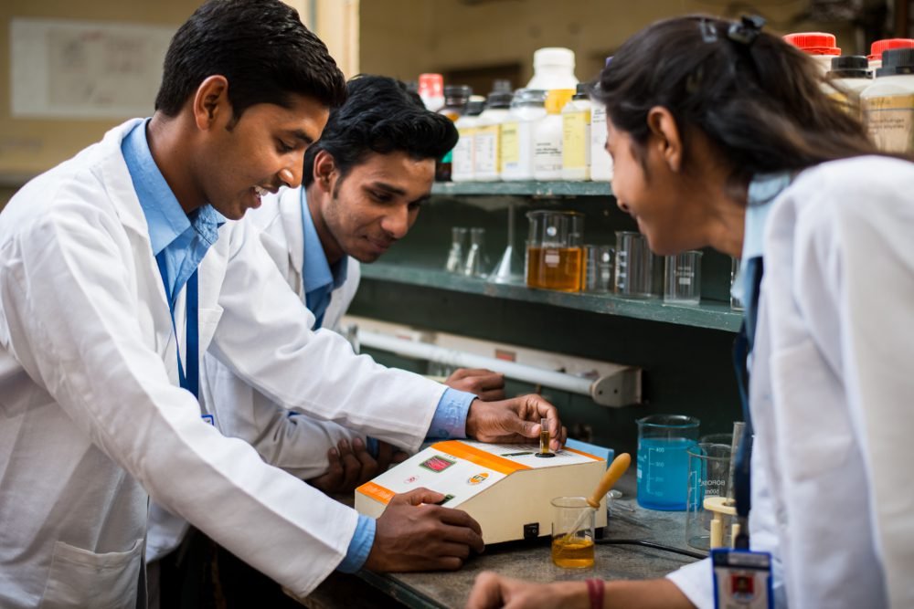 Diploma in Medical Laboratory Technology (MLT) in Bangalore at Vidhya Shekhar Group of Institutions